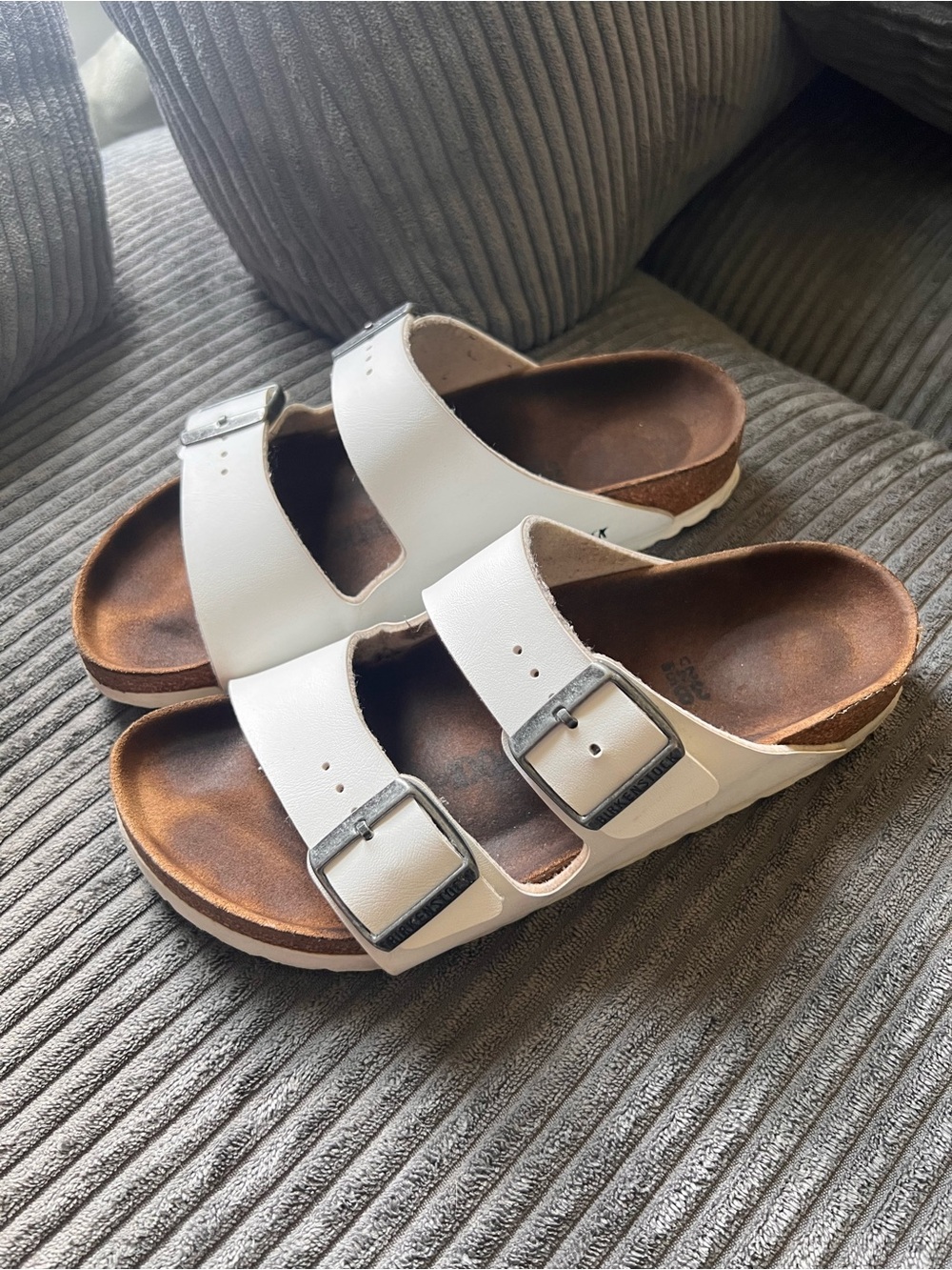 Birkenstock Arizona White Double Strap Slides Size 38 (US 7-7.5) - Picture 3 of 7